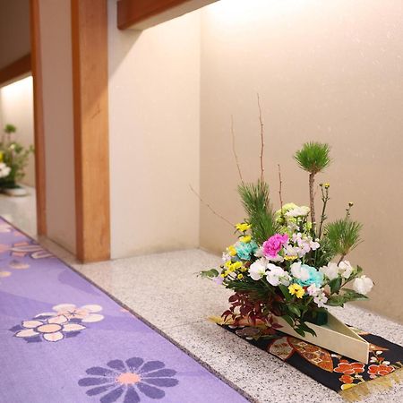 Yoshinotei Hotel Iida Luaran gambar